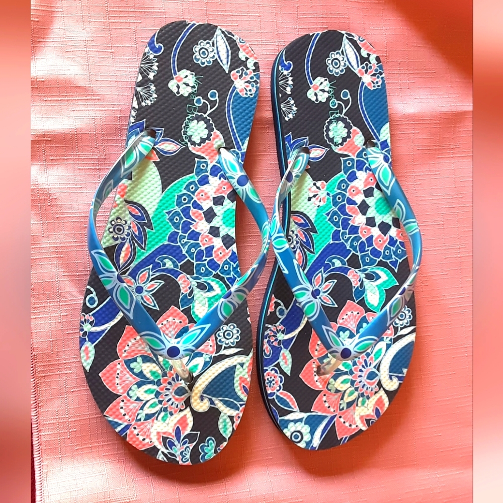 New Vera Bradley Flops